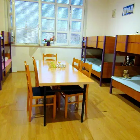Ruzmarin Hostel